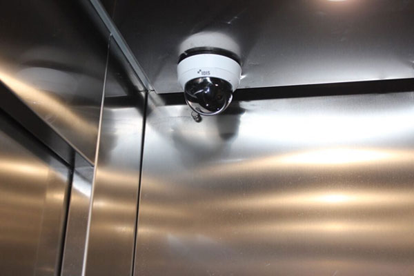 نصب دوربین مداربسته در آسانسور
